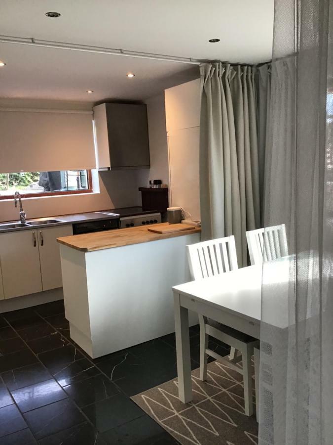 Lagenhet I Villa Pa Fornudden Tyreso Экстерьер фото