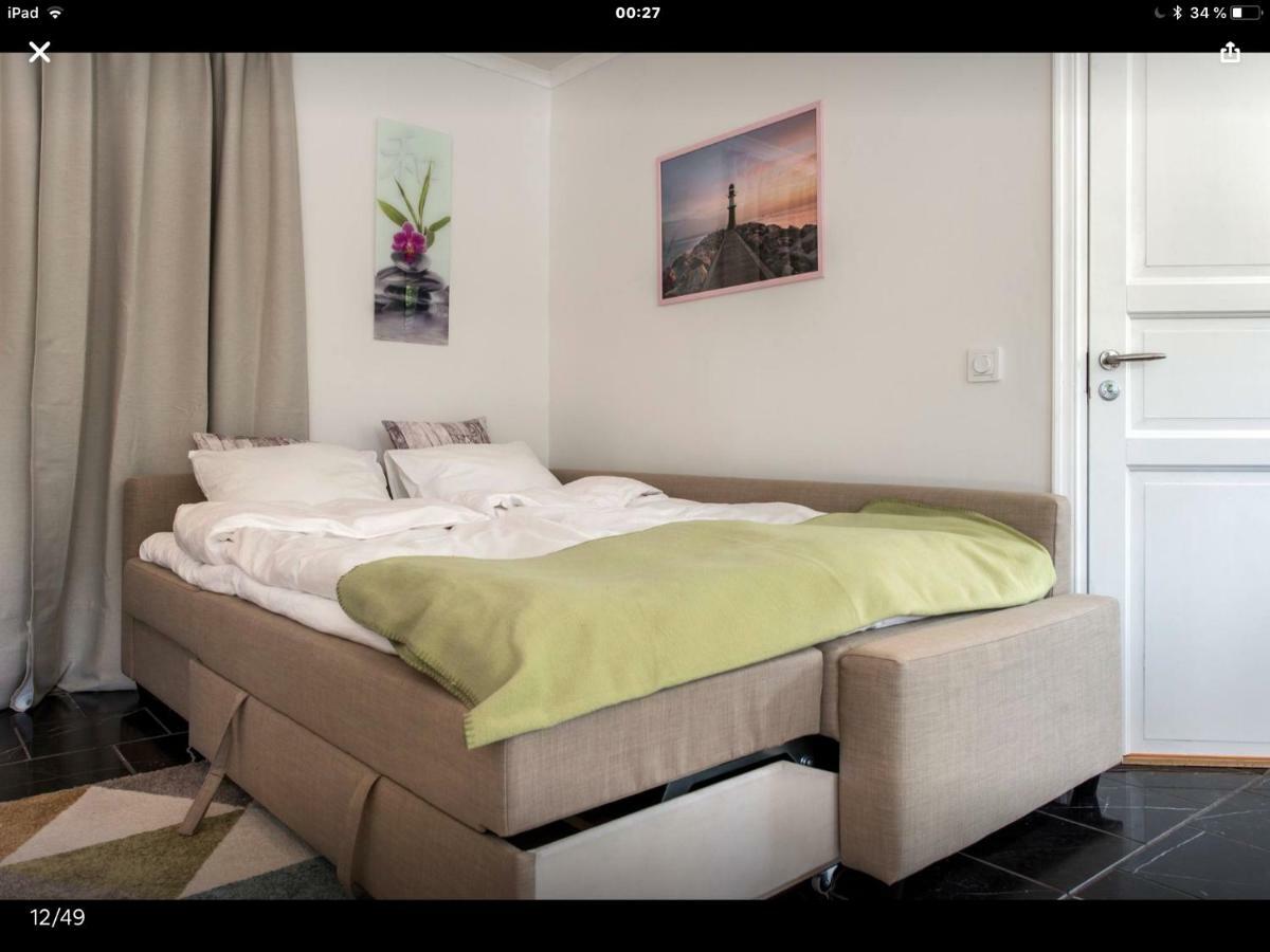 Lagenhet I Villa Pa Fornudden Tyreso Экстерьер фото